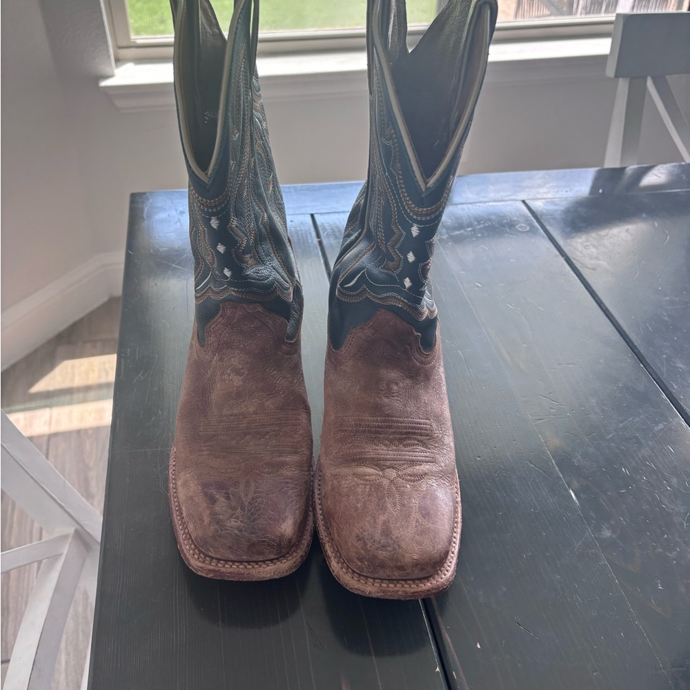 Brown Western Boots with Square Toe and Mid-Calf Height